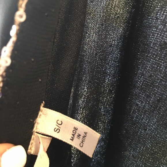 Black & Gold Sequin Cocktail Dress - Picture 4 of 7